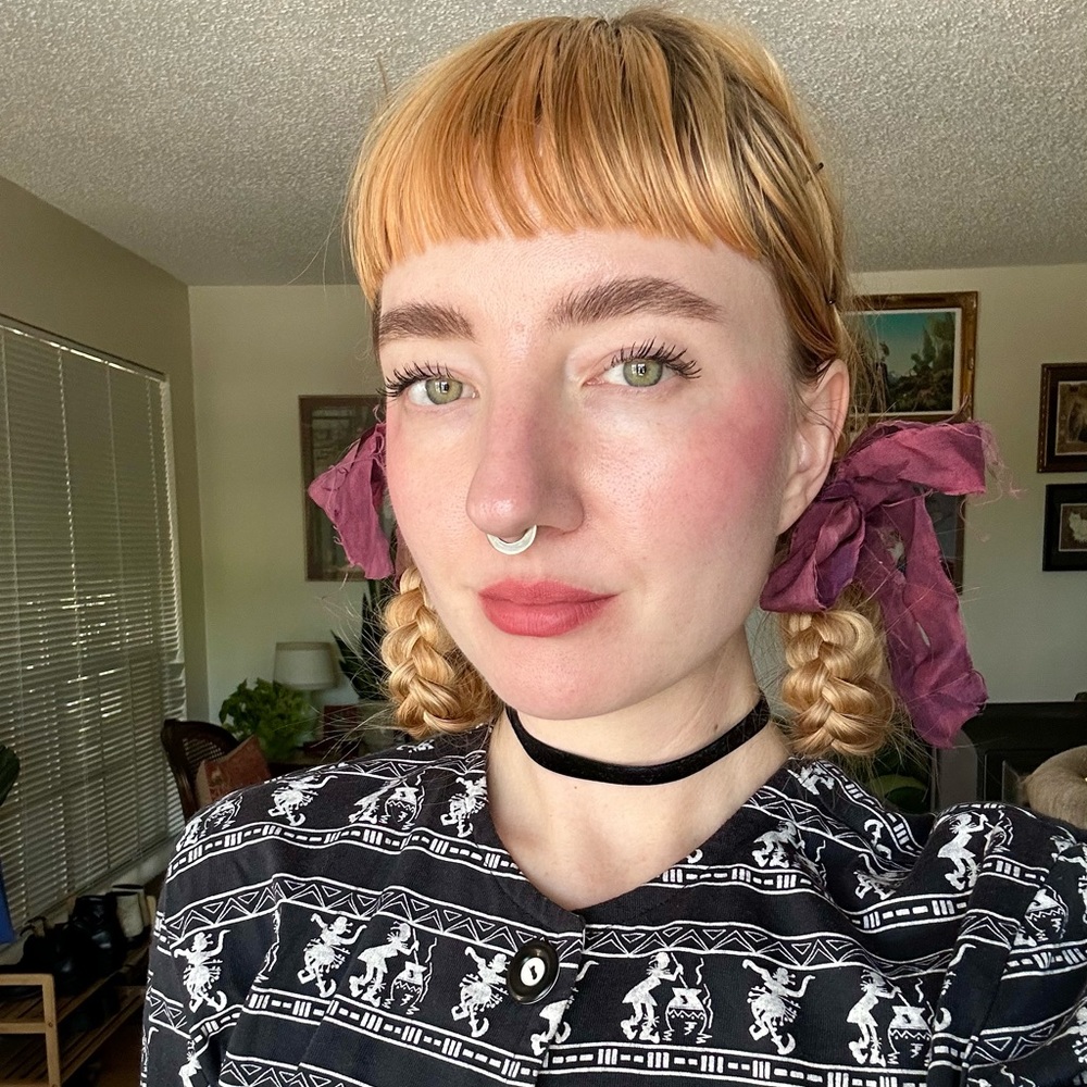 Meet your Posher, Greer